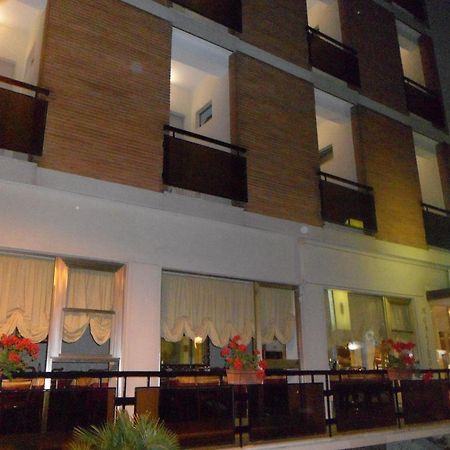 Hotel Galileo Rimini Luaran gambar