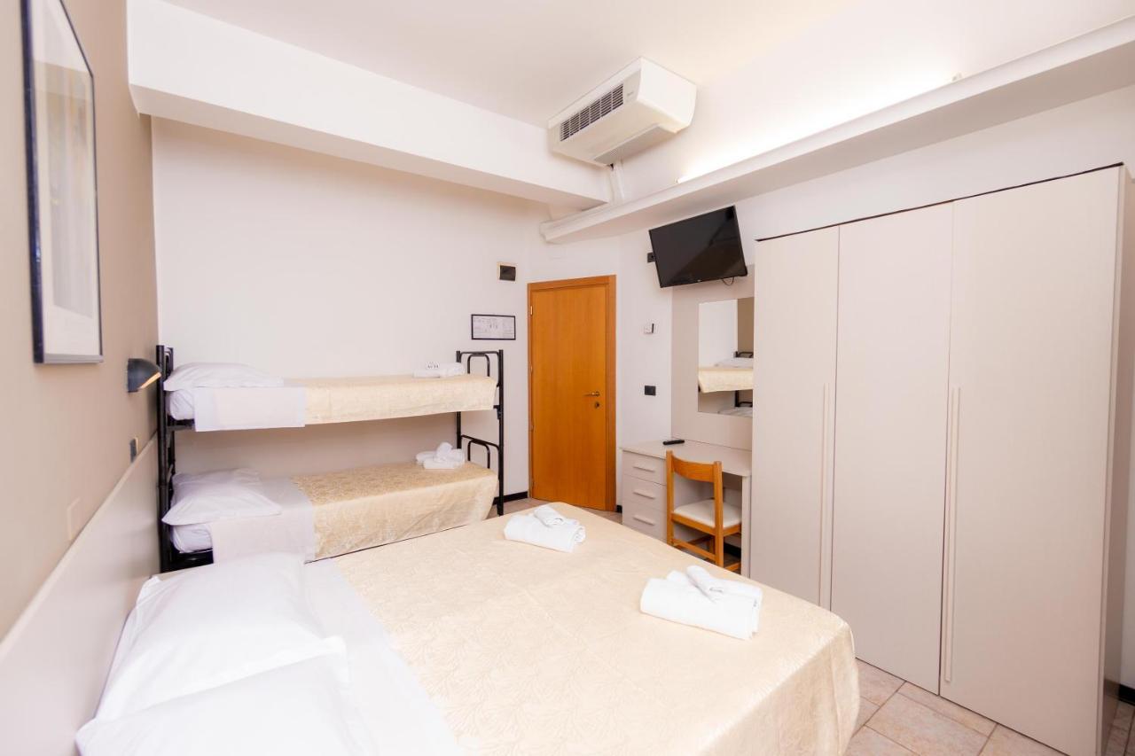Hotel Galileo Rimini Luaran gambar