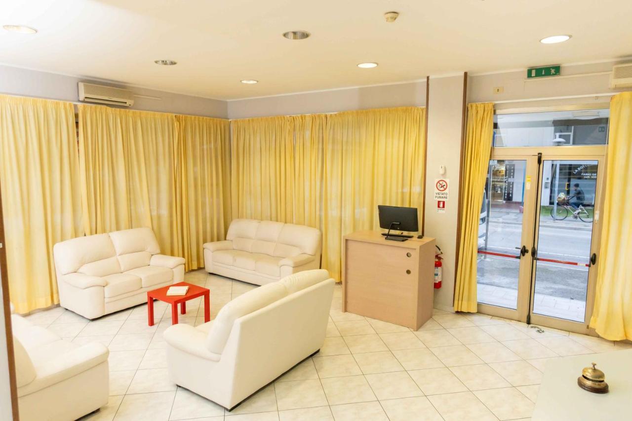 Hotel Galileo Rimini Luaran gambar